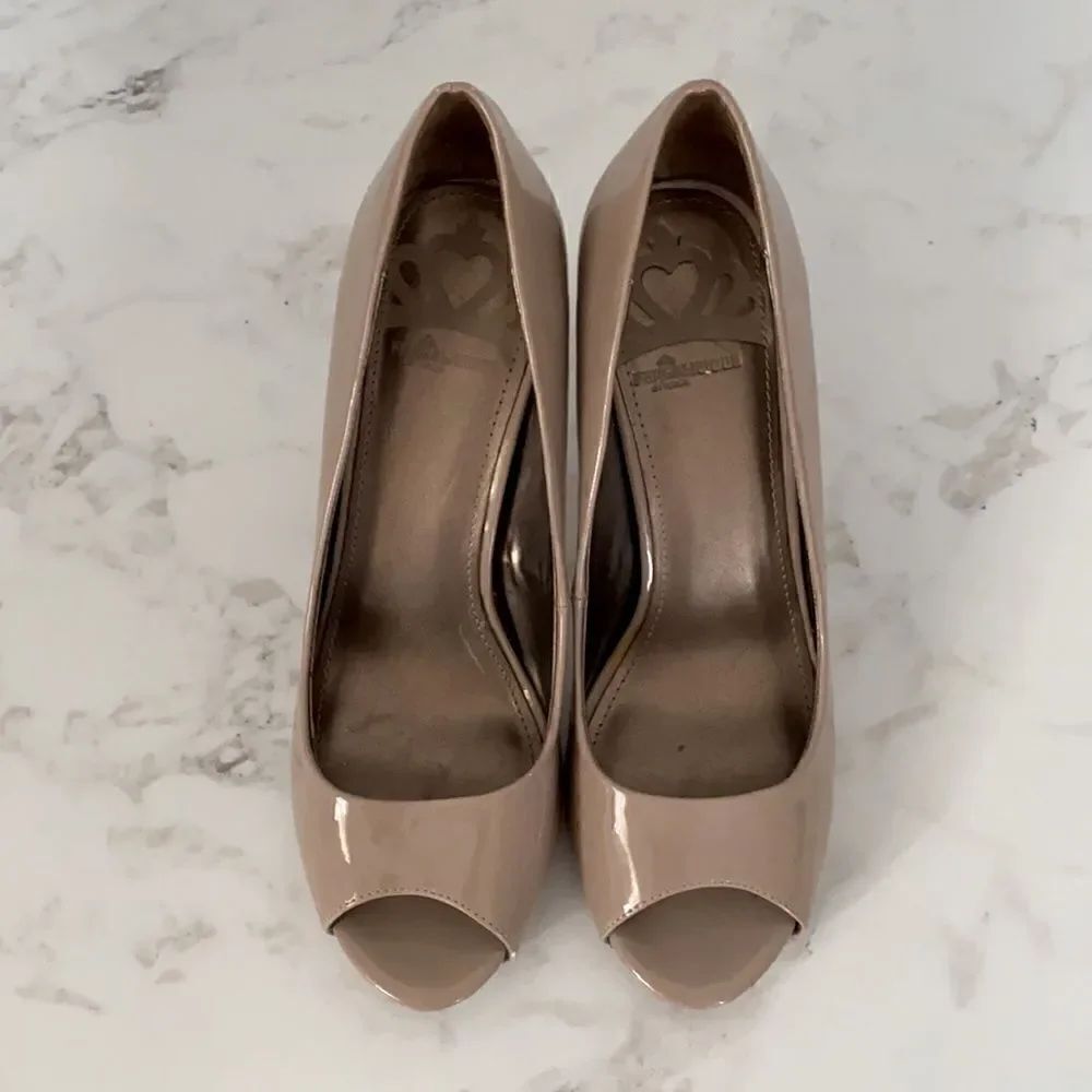Fergalicious heels EUC